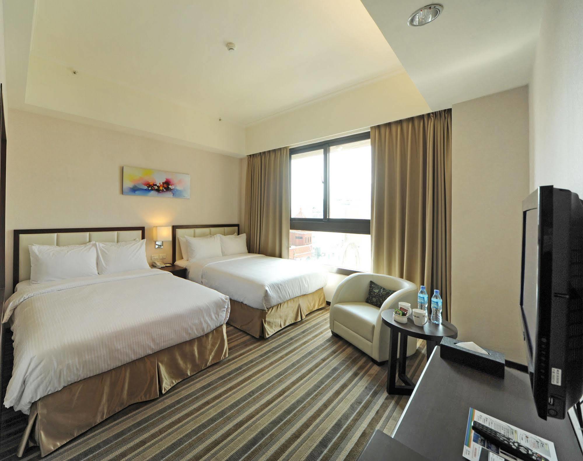 F Hotel - Hualien Luaran gambar