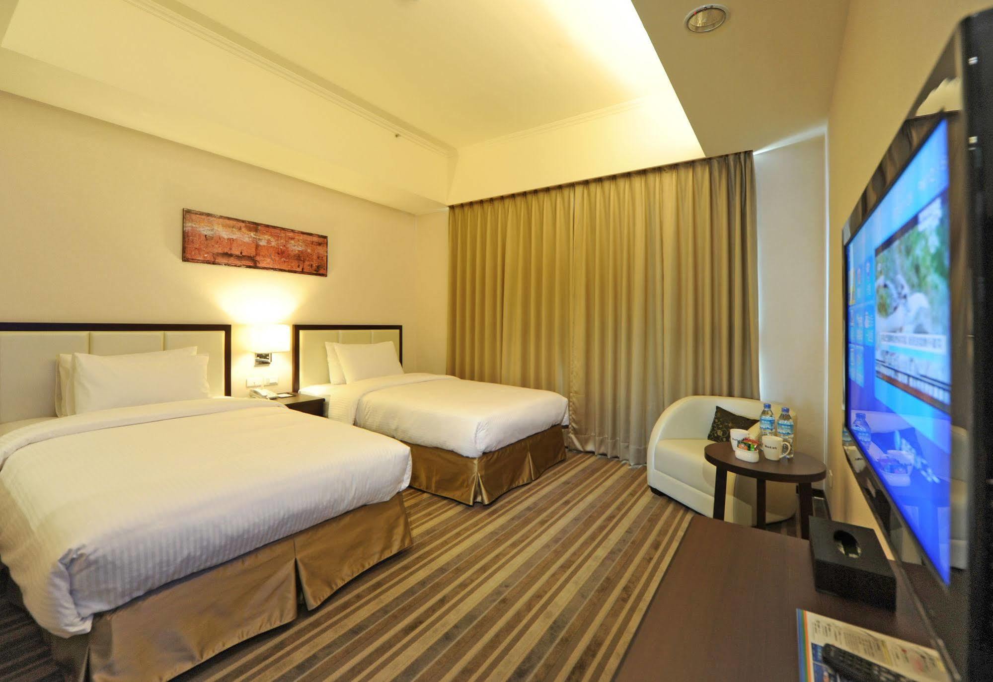 F Hotel - Hualien Luaran gambar
