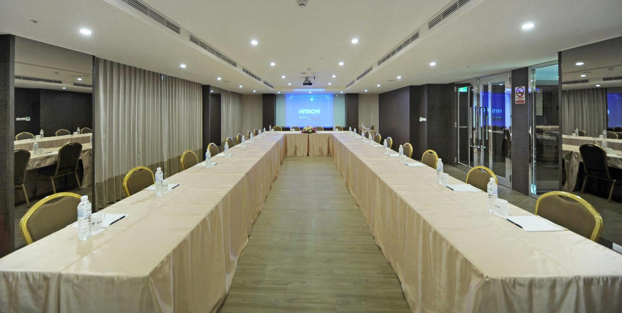 F Hotel - Hualien Luaran gambar